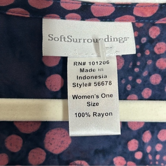 Soft Surroundings Printed V-Neck Asymmetric Tunic - Picture 10 of 13